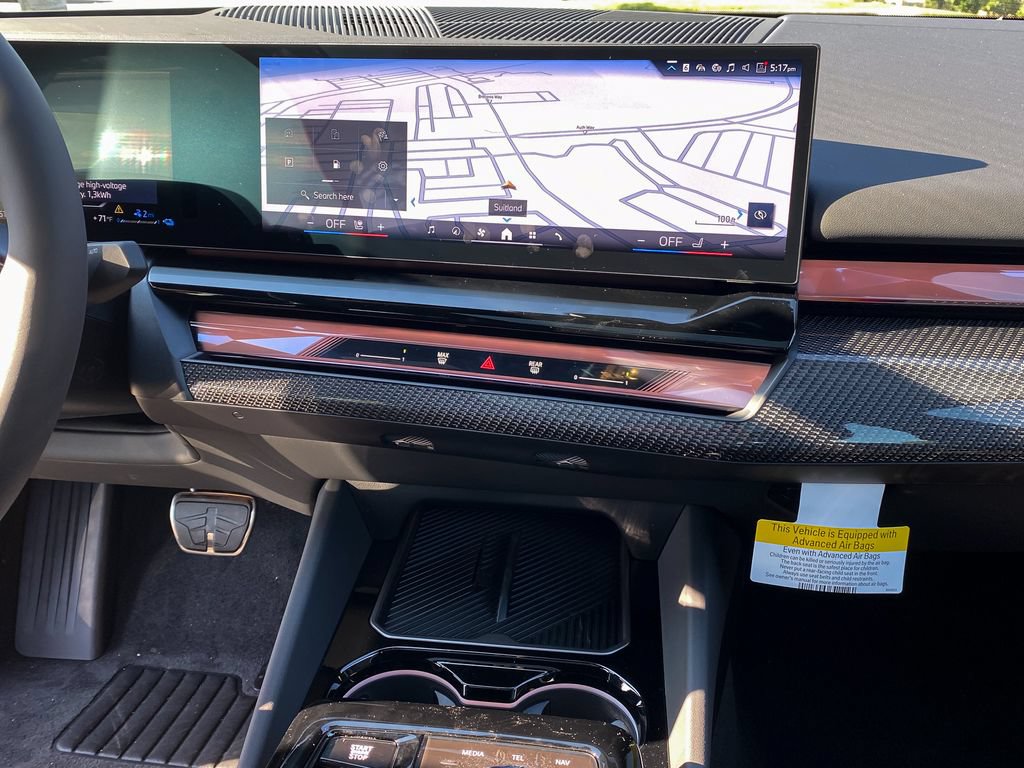 New 2027 BMW 550e xDrive w/ Executive Package AWD/4WD image 31