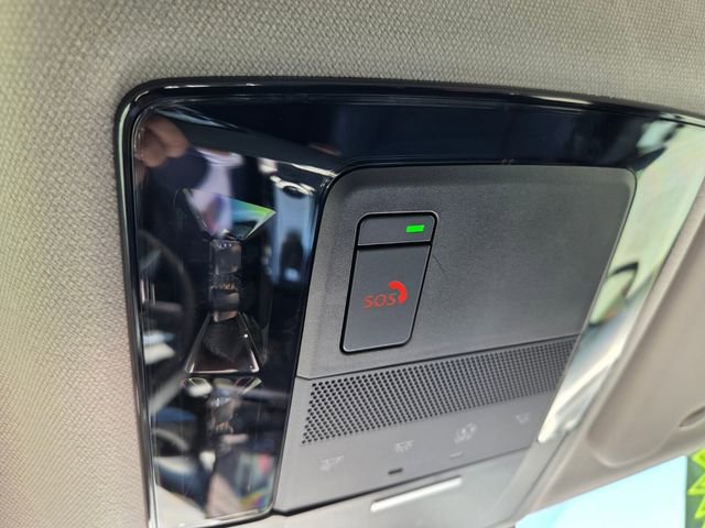 Used 2025 Mitsubishi Outlander SE image 32