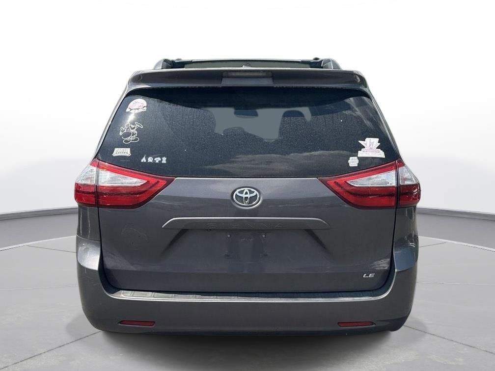 Used 2015 Toyota Sienna LE FWD image 7
