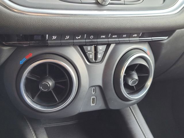 Used 2023 Chevrolet Blazer LT image 11