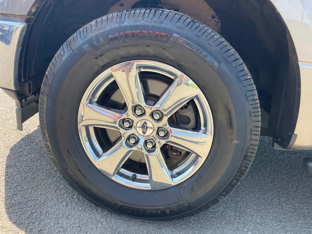 Used 2018 Ford F150 XLT w/ Equipment Group 302A Luxury AWD/4WD image 13