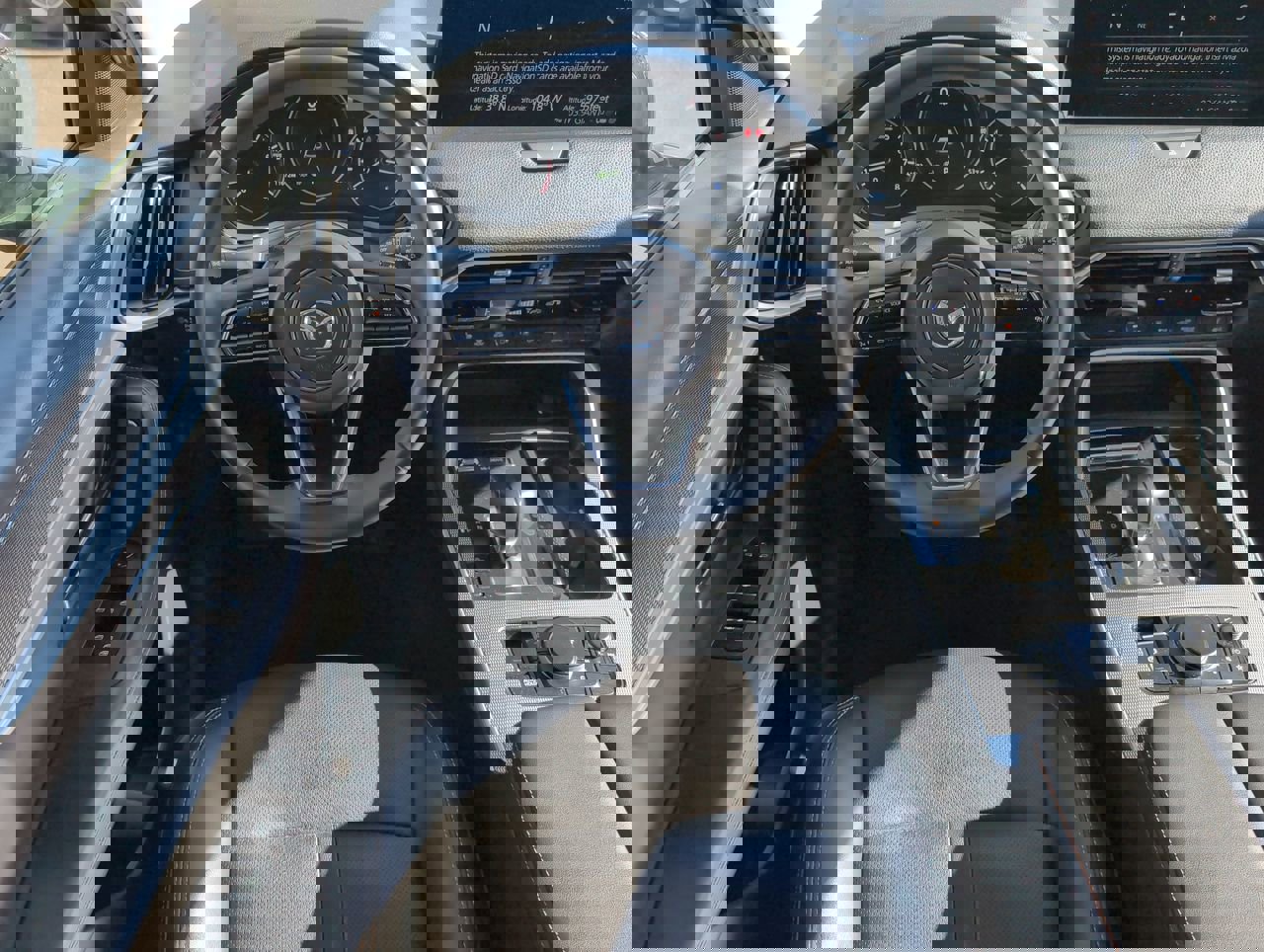 Used 2025 MAZDA CX-70 3.3 Turbo w/ Preferred Package image 14