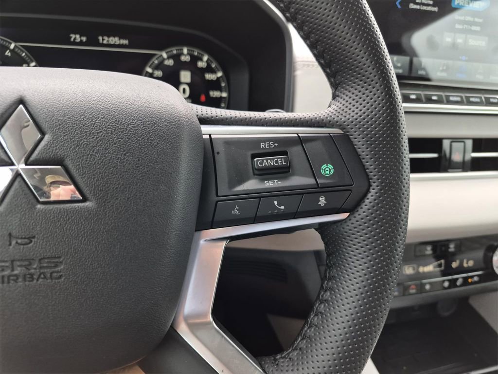 Used 2024 Mitsubishi Outlander SEL image 23