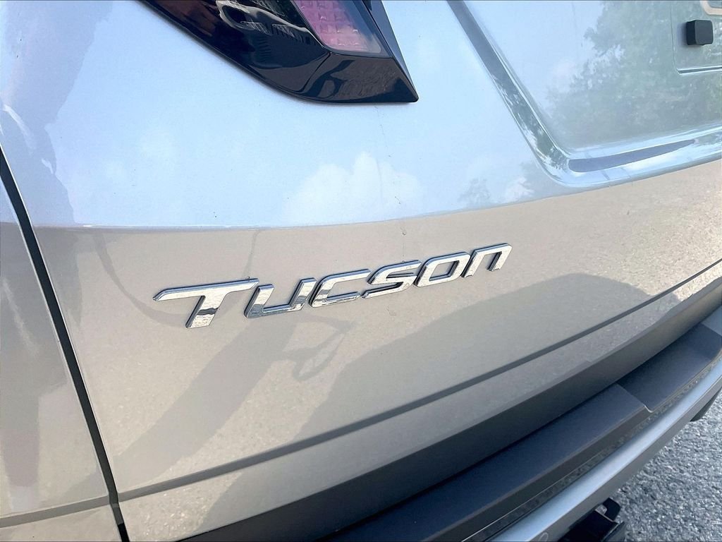 Used 2023 Hyundai Tucson Limited AWD/4WD image 28