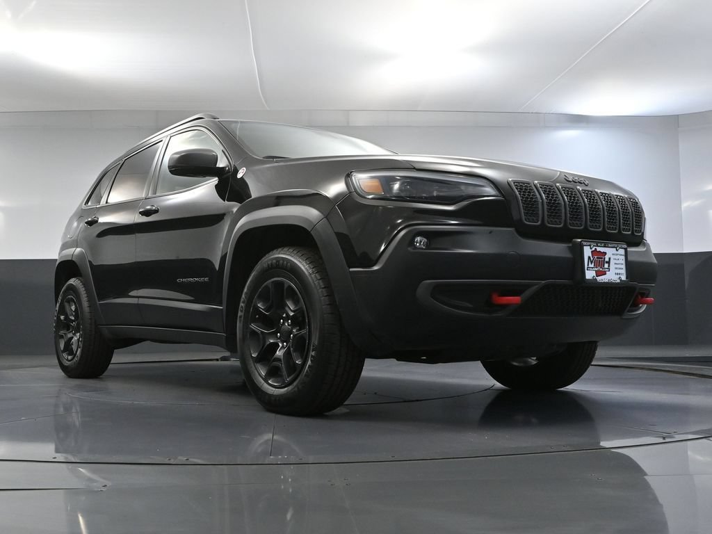 Used 2019 Jeep Cherokee Trailhawk w/ Cold Weather Group AWD/4WD image 50