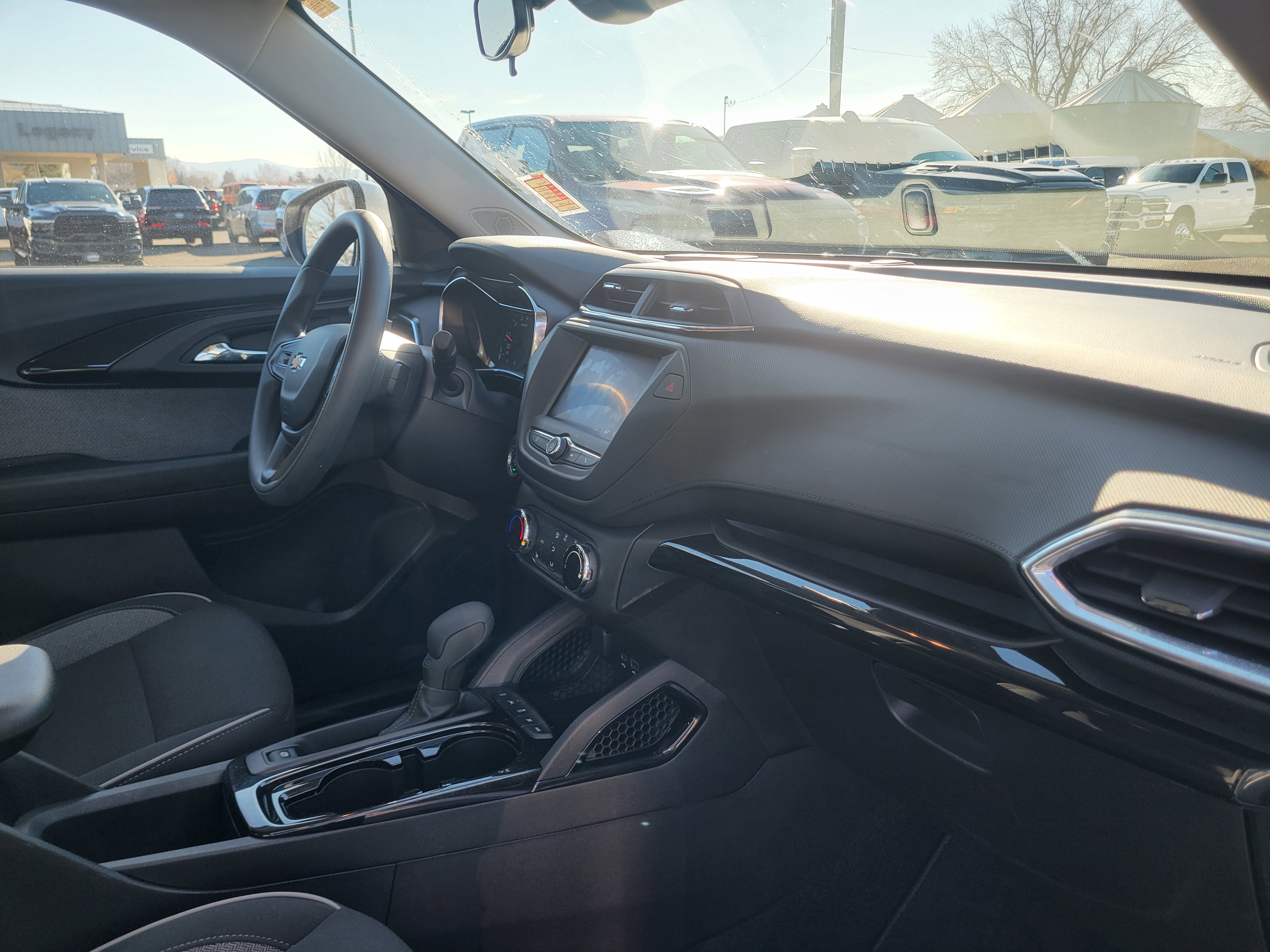 Used 2023 Chevrolet TrailBlazer LT image 21