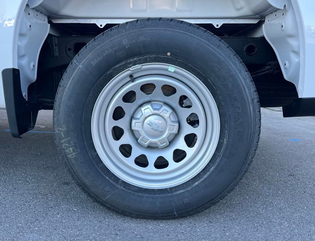 New 2026 Chevrolet Silverado 1500 W/T w/ Trailering Package image 31