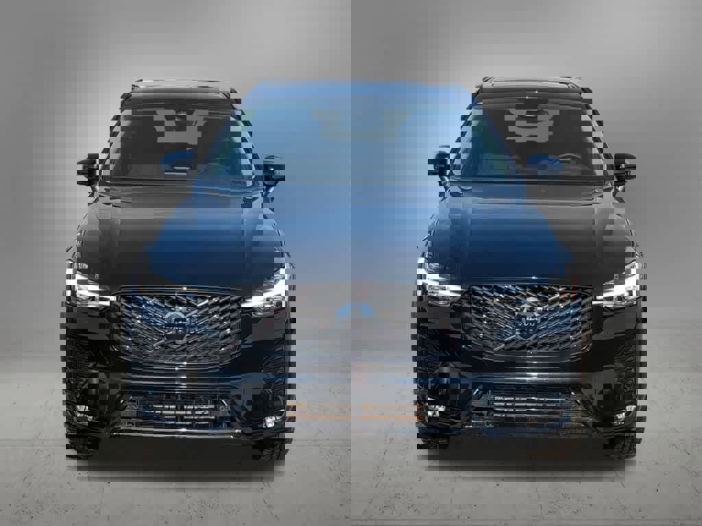 Used 2026 Volvo XC60 B5 Plus w/ Protection Package Premier image 9