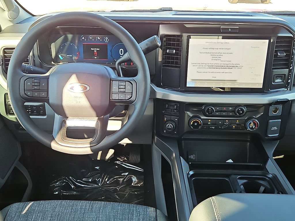 New 2026 Ford F250 XLT w/ XLT Premium Package AWD/4WD image 17