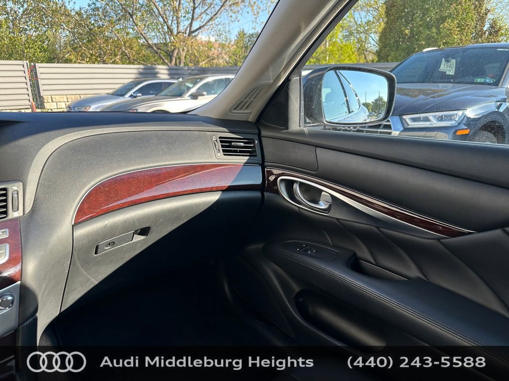 Used 2011 INFINITI M37 x w/ Premium Pkg AWD/4WD image 24