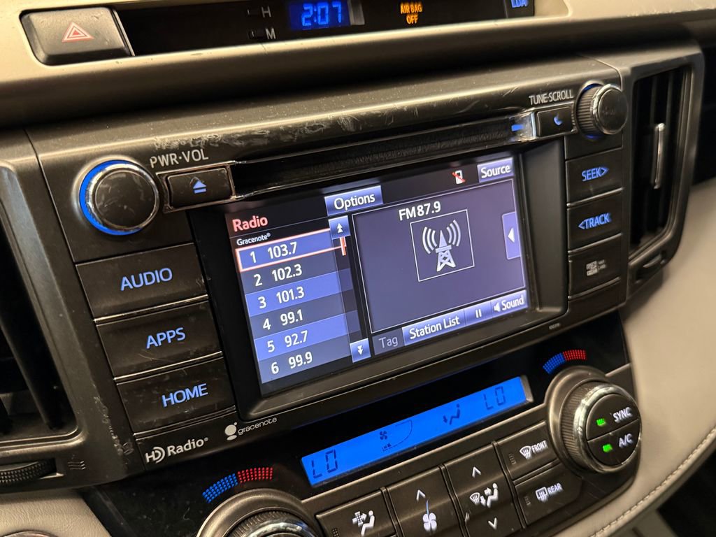 Used 2014 Toyota RAV4 Limited w/ Technology Package image 12