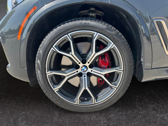 Used 2023 BMW X5 M50i w/ Executive Package image 29
