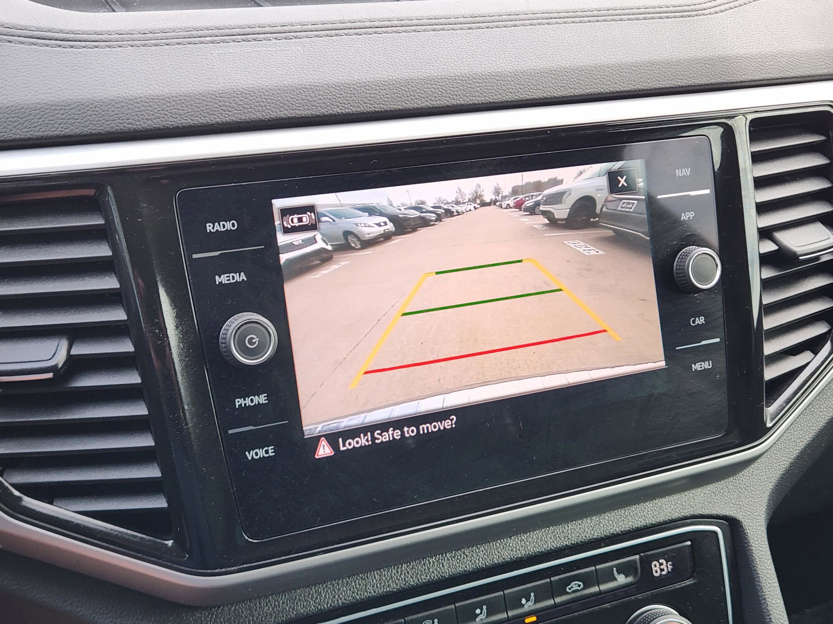 Used 2023 Volkswagen Atlas SEL R-Line image 11