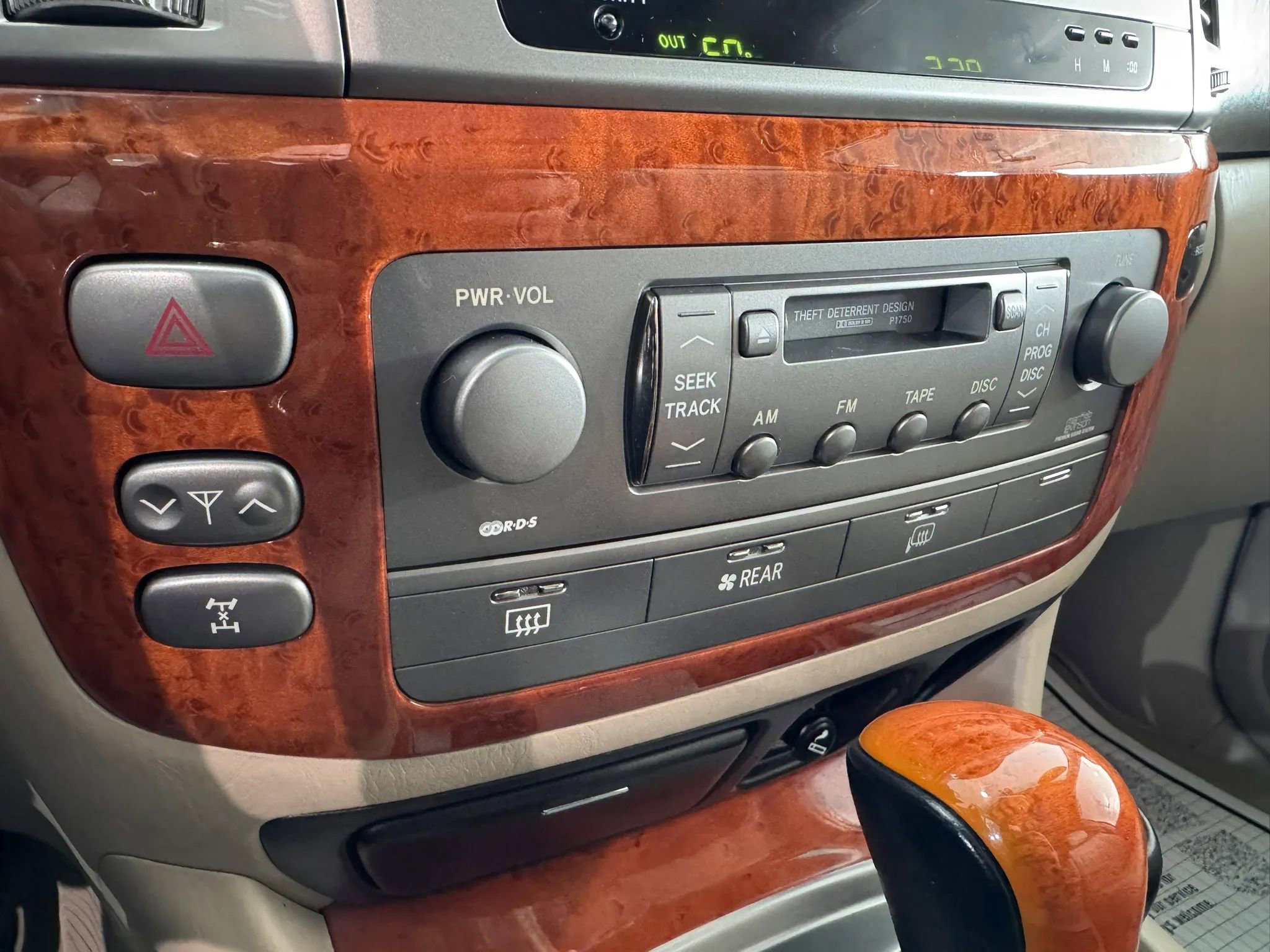 Used 2004 Lexus LX 470 4WD image 34