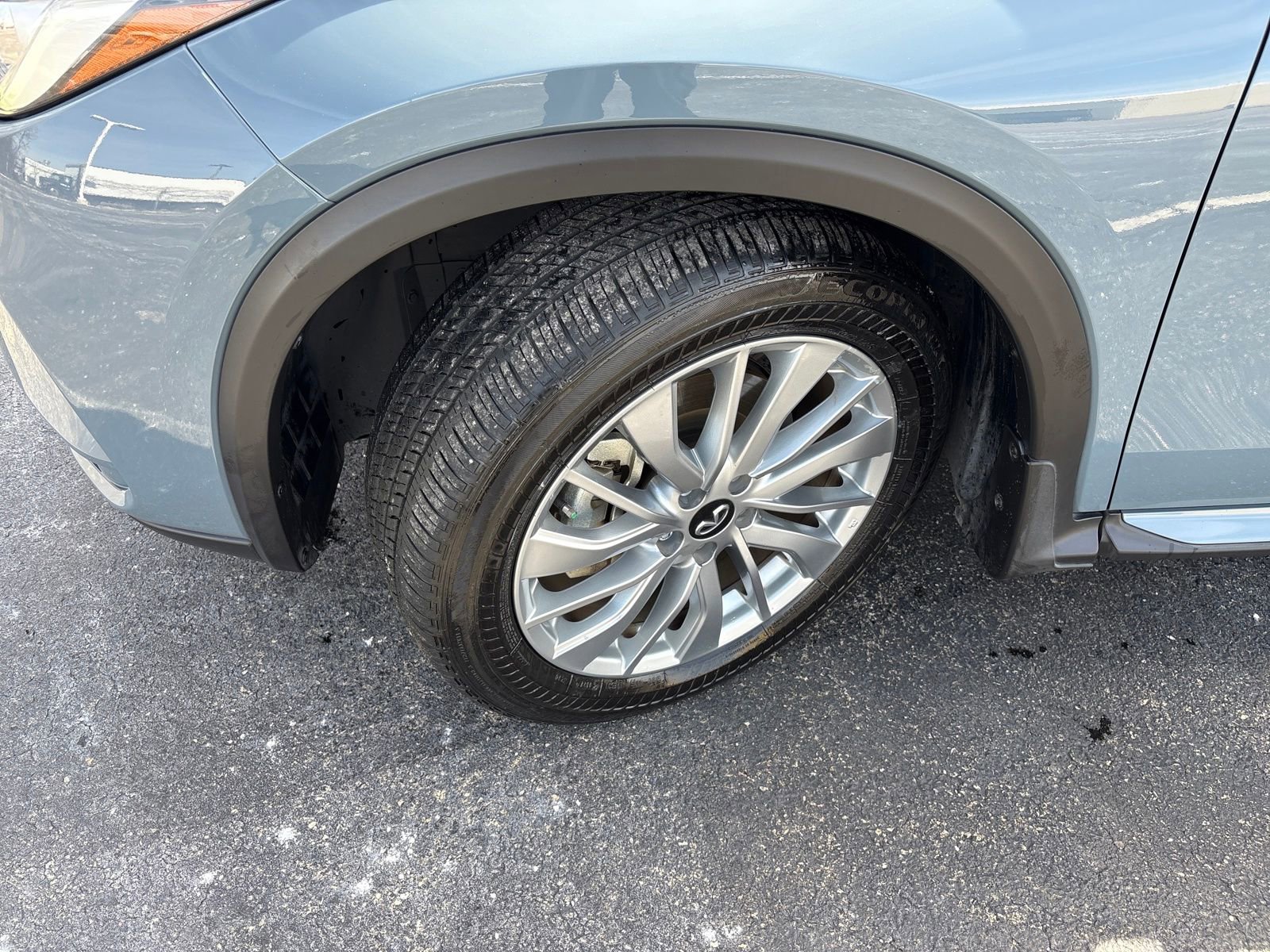 Certified 2023 INFINITI QX50 Luxe w/ Cargo Package image 27