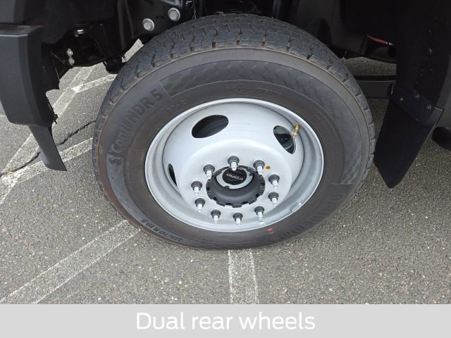 New 2025 Ford F550 XL image 22