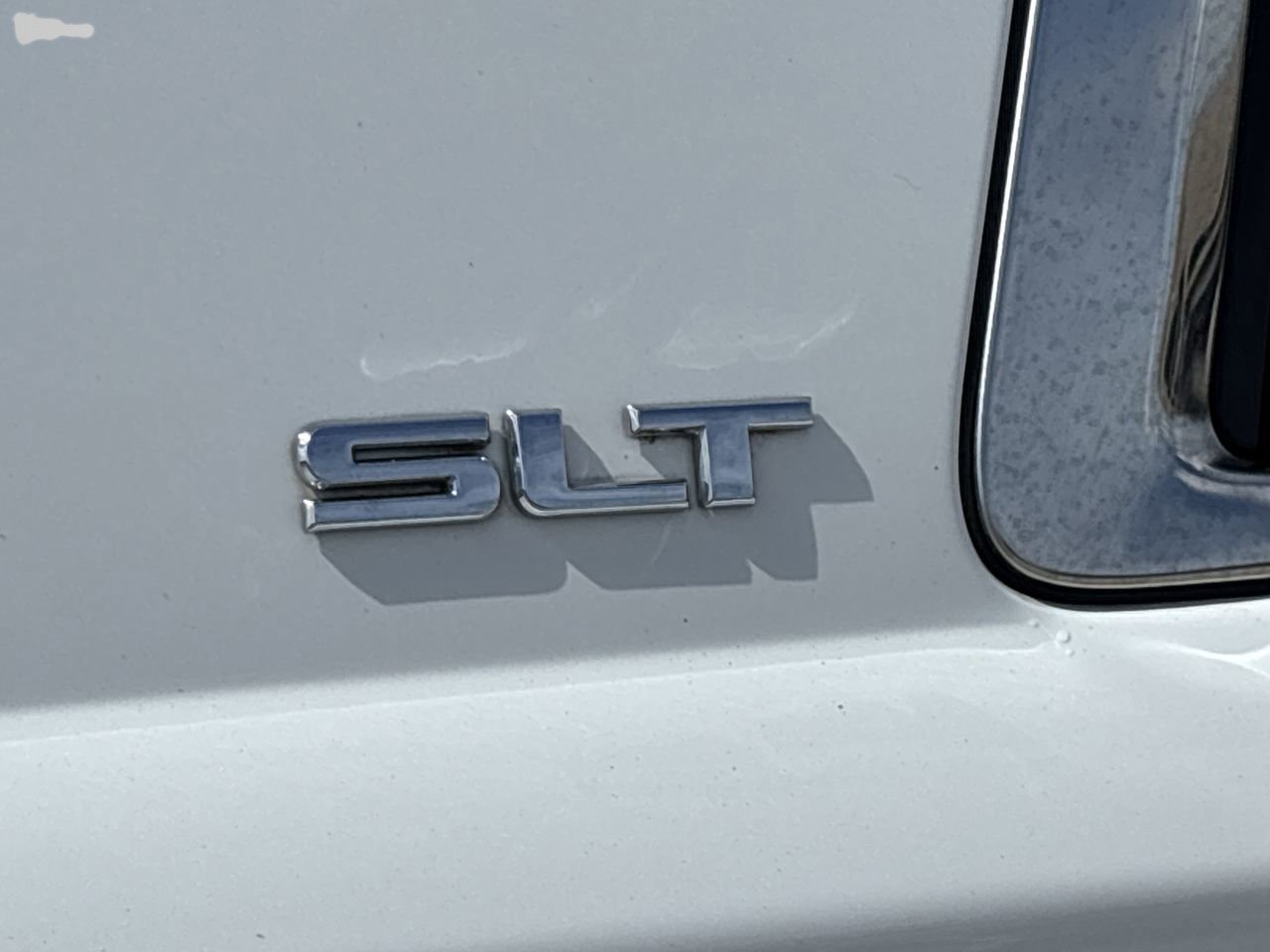 Used 2018 GMC Yukon SLT AWD/4WD image 9