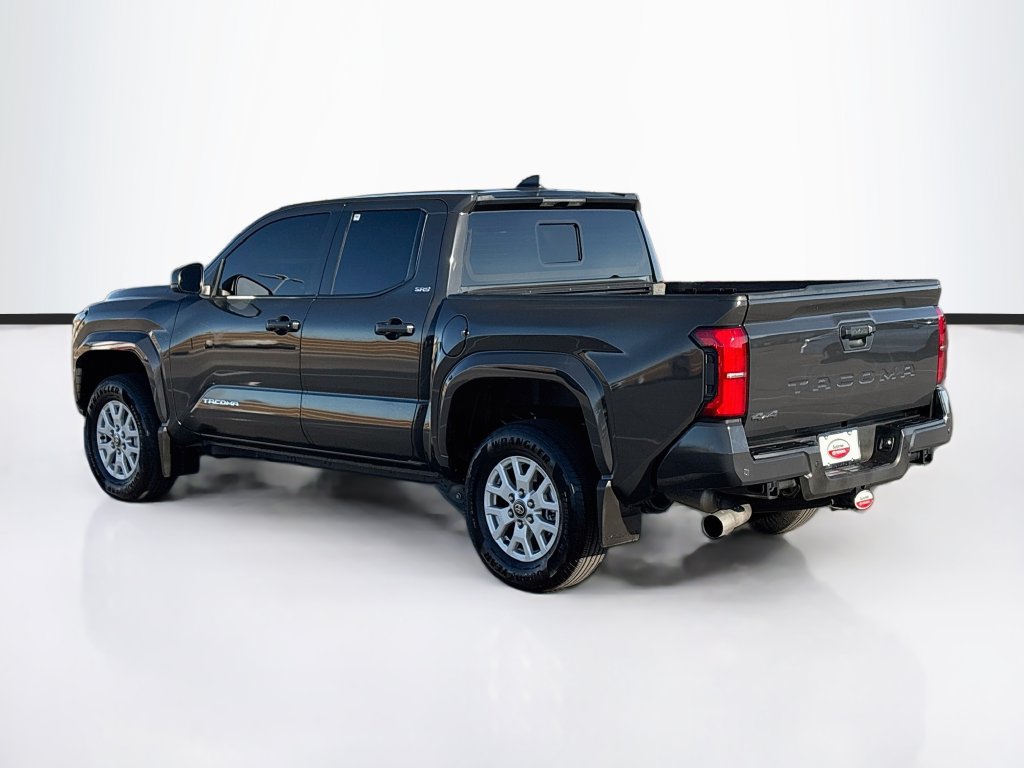 Used 2025 Toyota Tacoma SR5 AWD/4WD image 7