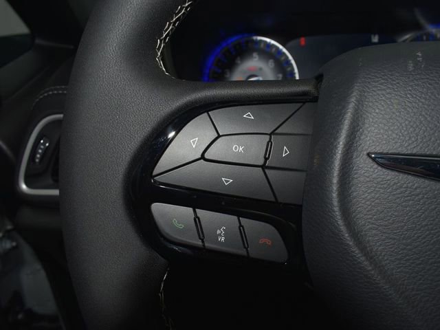 New 2026 Chrysler Pacifica Select w/ S Appearance Package FWD image 19