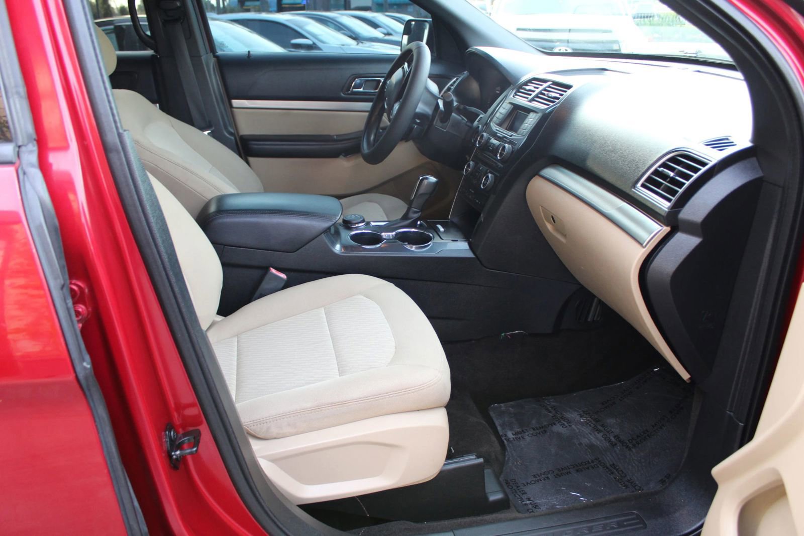 Used 2016 Ford Explorer 4WD w/ Class II Trailer Tow Package image 10