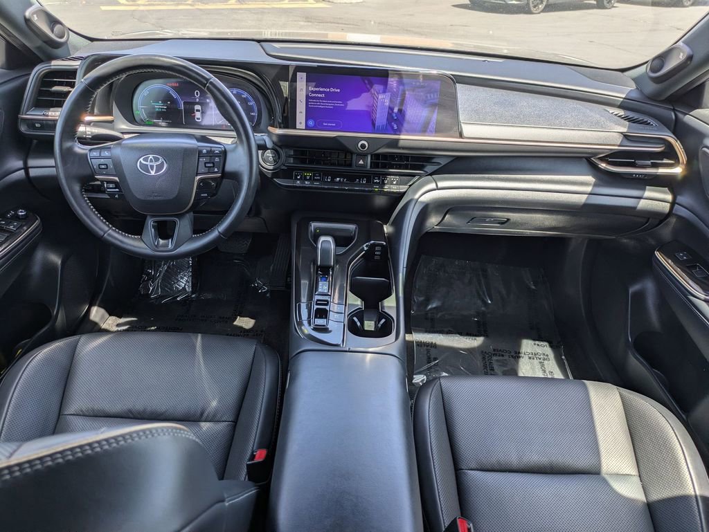 Used 2024 Toyota Crown Limited AWD/4WD image 27