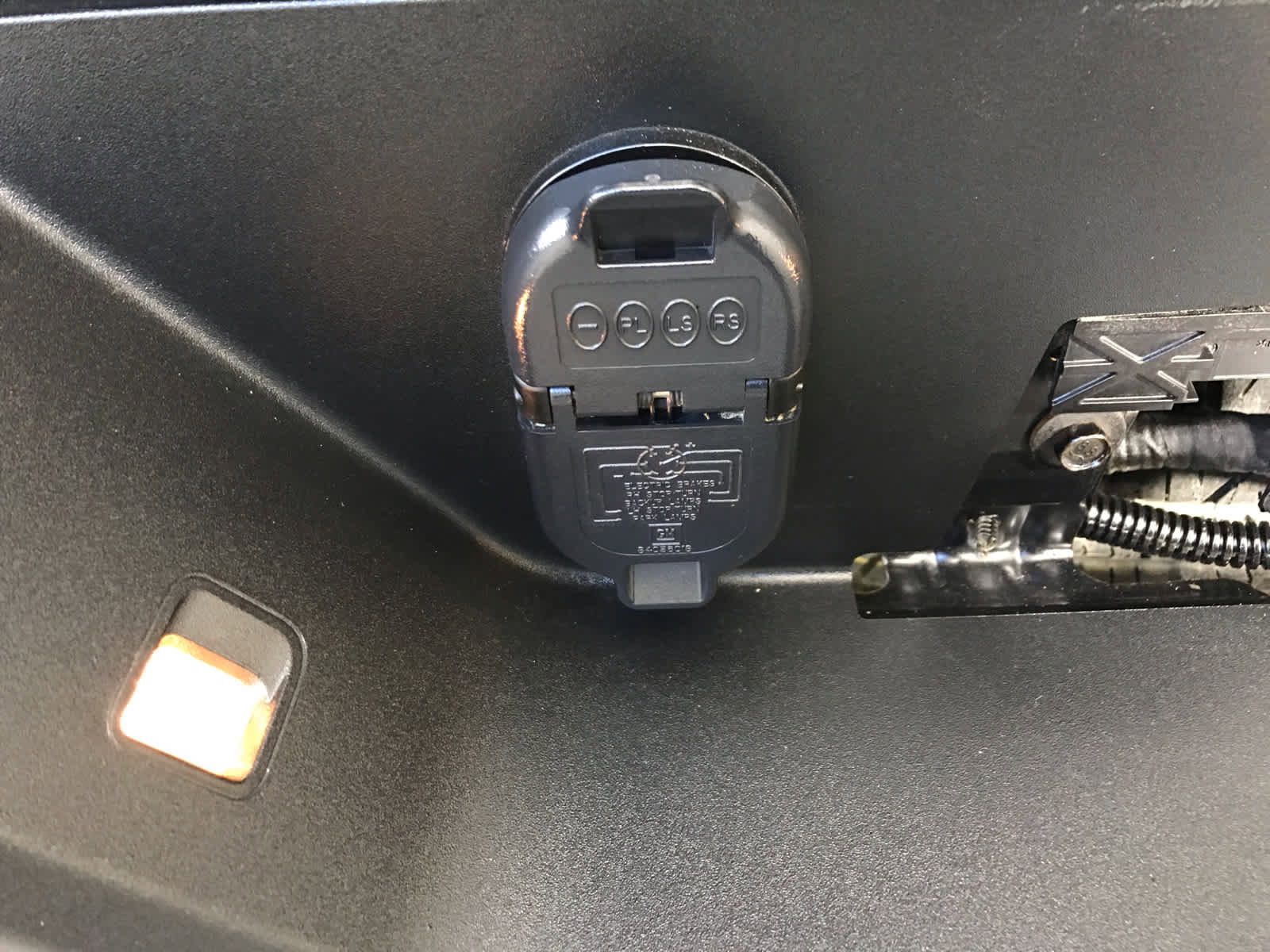 Used 2022 Chevrolet Silverado 1500 LT image 19