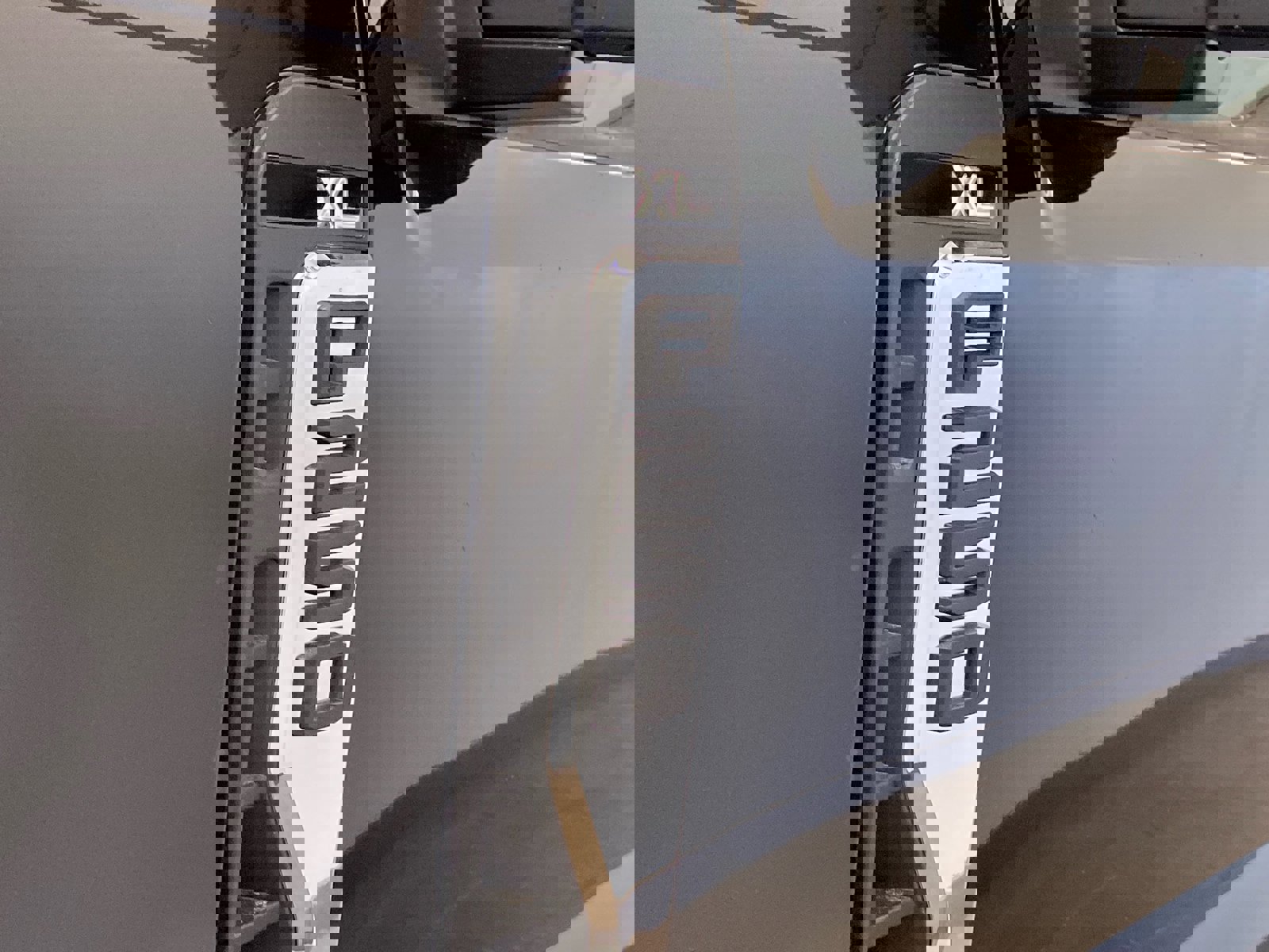 New 2026 Ford F250 XL w/ XL Chrome Package image 8