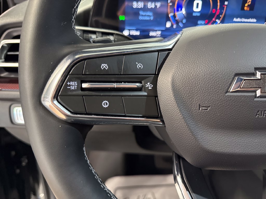 Used 2026 Chevrolet Traverse Z71 AWD/4WD image 4