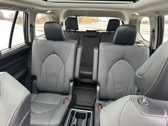 Used 2026 Toyota Grand Highlander Limited image 18