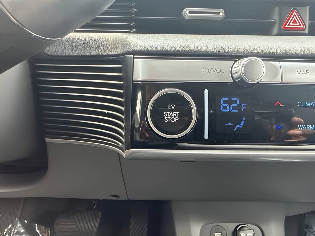 Used 2024 Hyundai Ioniq 5 SEL RWD image 21