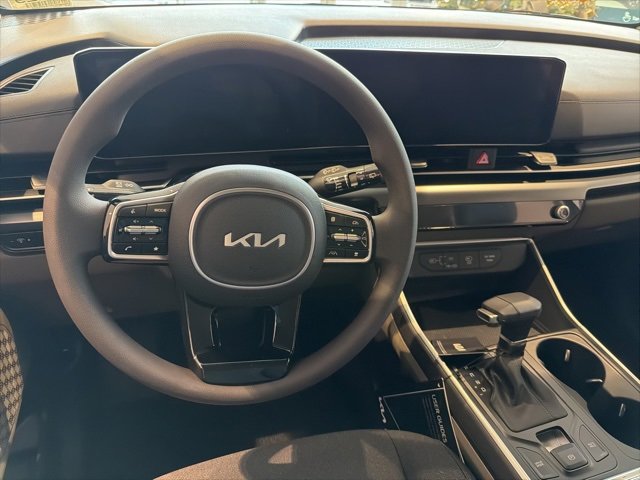 New 2026 Kia Carnival LX image 14