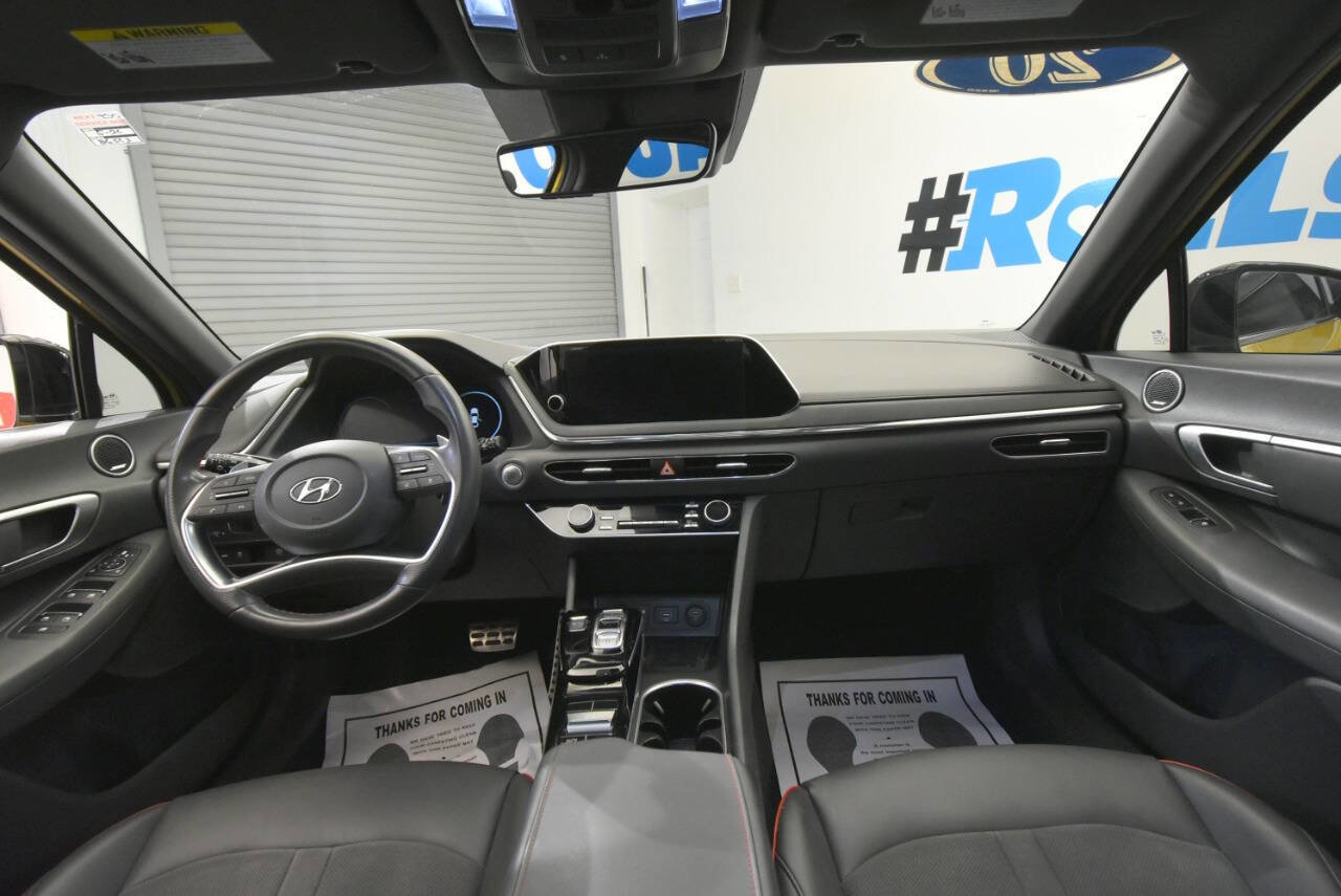 Used 2020 Hyundai Sonata SEL Plus w/ Tech Package image 18