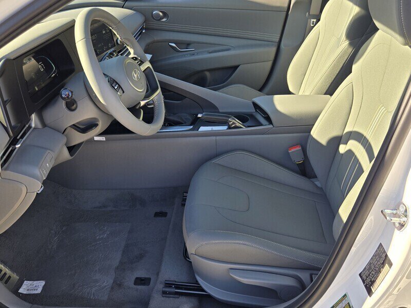 New 2026 Hyundai Elantra Sport FWD image 5