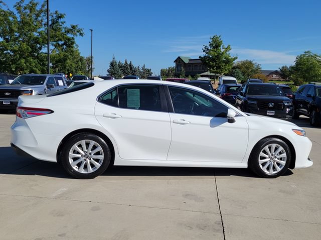 Used 2020 Toyota Camry LE FWD image 2
