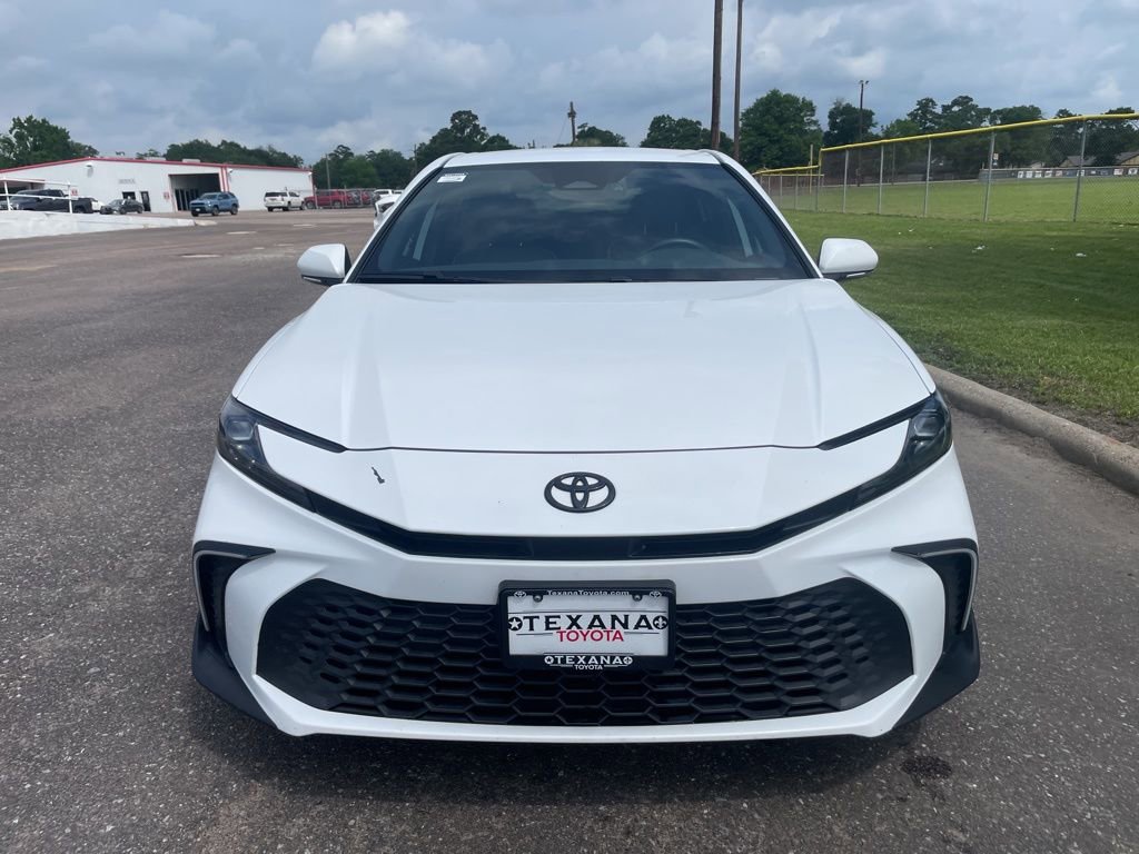 Used 2025 Toyota Camry SE w/ Convenience Package FWD image 7