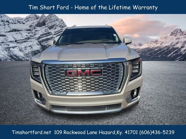 Used 2021 GMC Yukon Denali w/ Denali Premium Package image 4