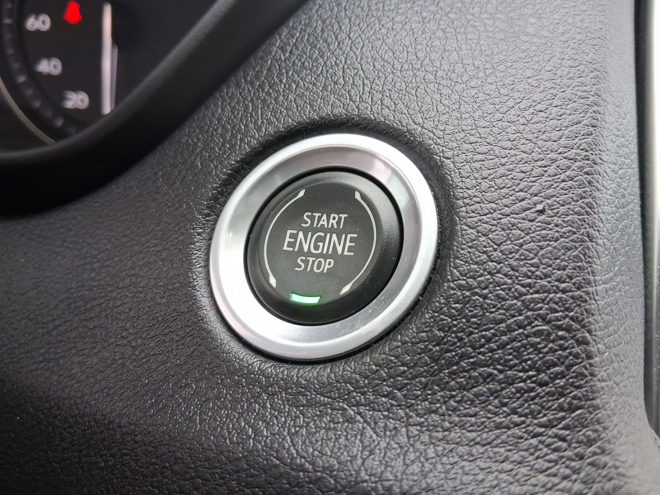 Used 2023 Cadillac XT4 Premium Luxury w/ Technology Package image 23