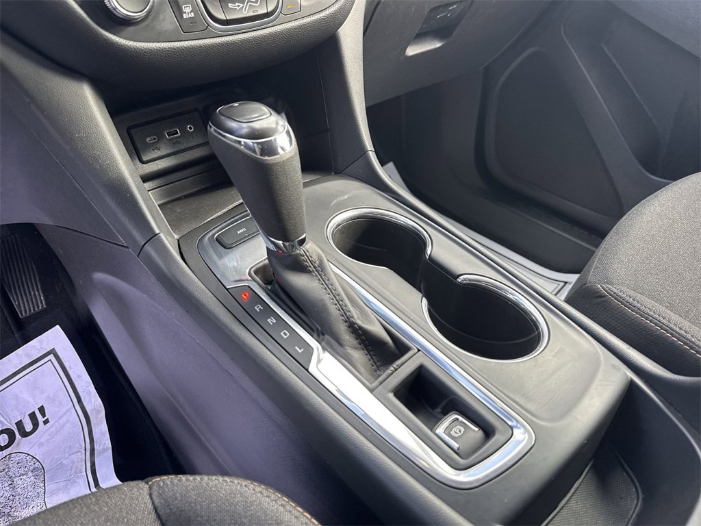 Used 2020 Chevrolet Equinox LT image 20