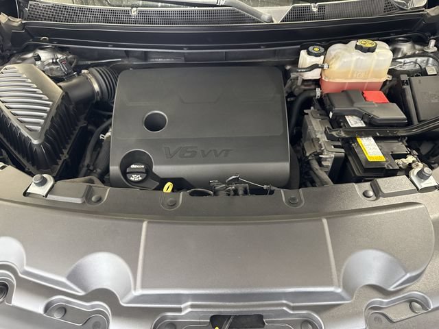 Certified 2023 Chevrolet Traverse LT FWD image 31