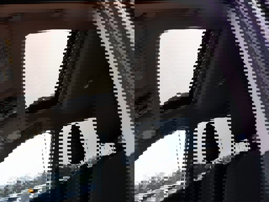 Used 2023 Subaru Outback Premium image 27