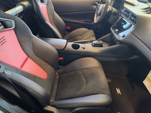 New 2025 Nissan Z NISMO w/ Floor Mat Package image 11