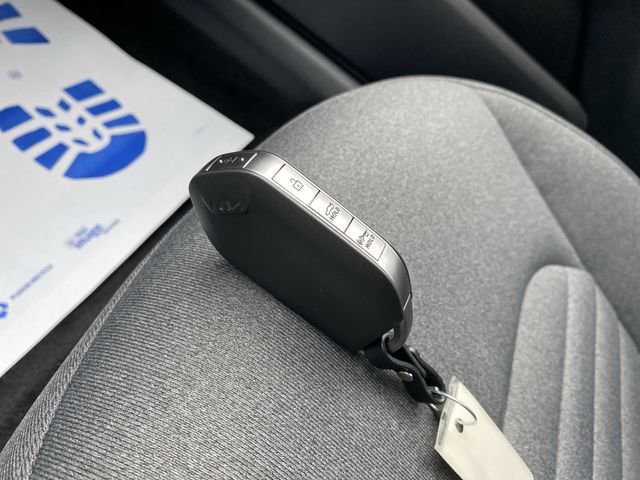 New 2025 Kia K4 EX image 31