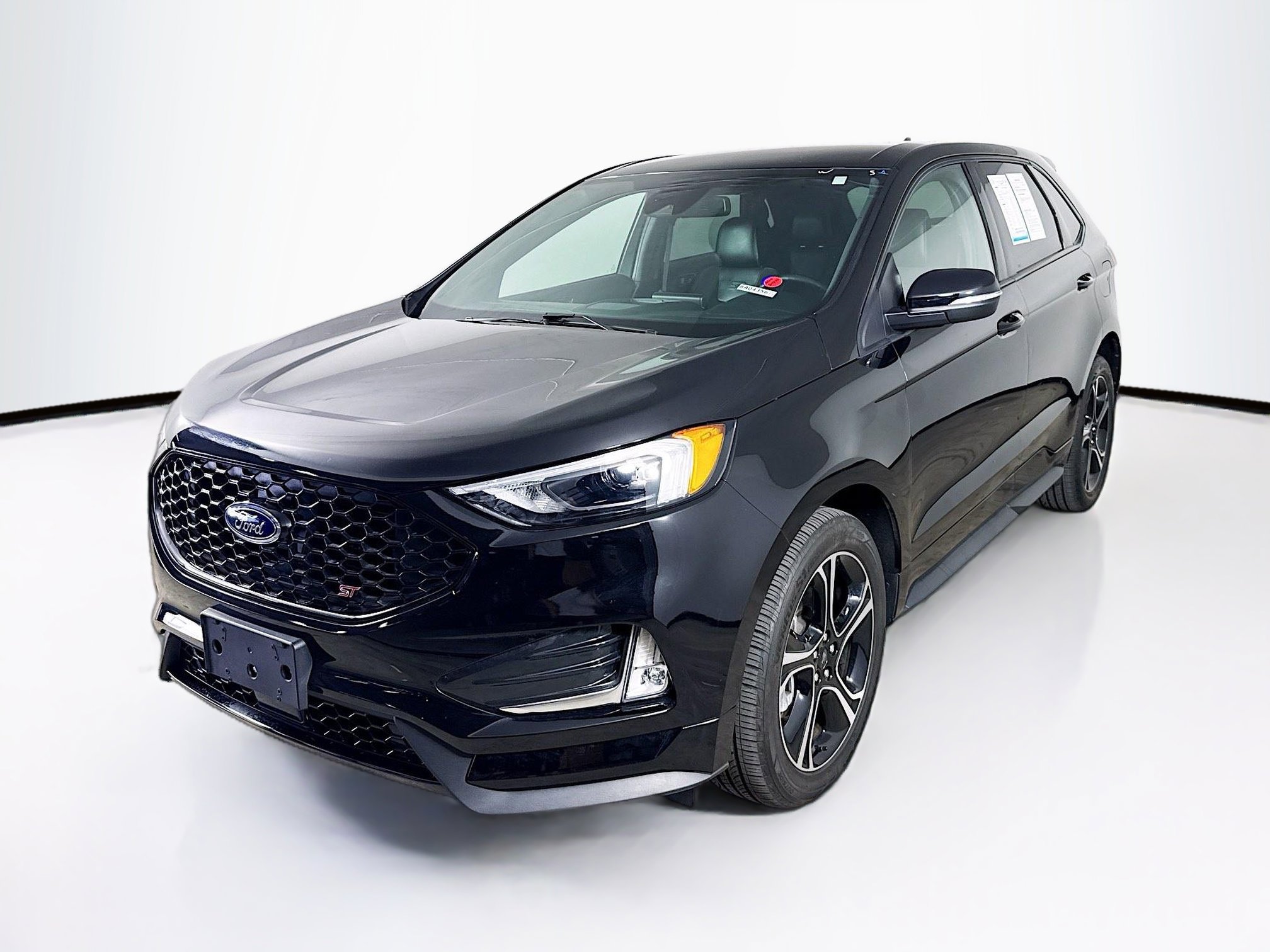 Used 2023 Ford Edge ST image 4