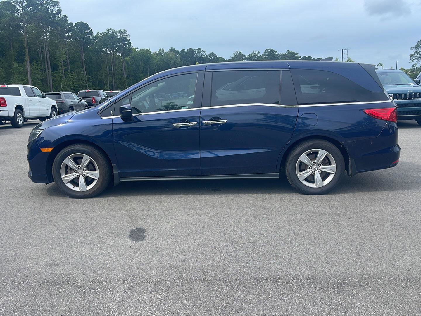 Used 2019 Honda Odyssey EX image 4