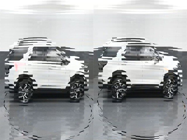 New 2025 Ford Explorer ST-Line image 16