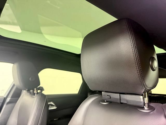 Certified 2026 Land Rover Range Rover Velar S AWD/4WD image 7