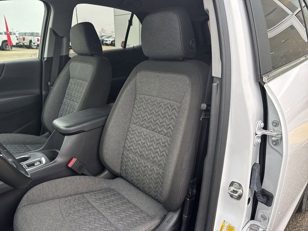 Certified 2024 Chevrolet Equinox LT AWD/4WD image 10