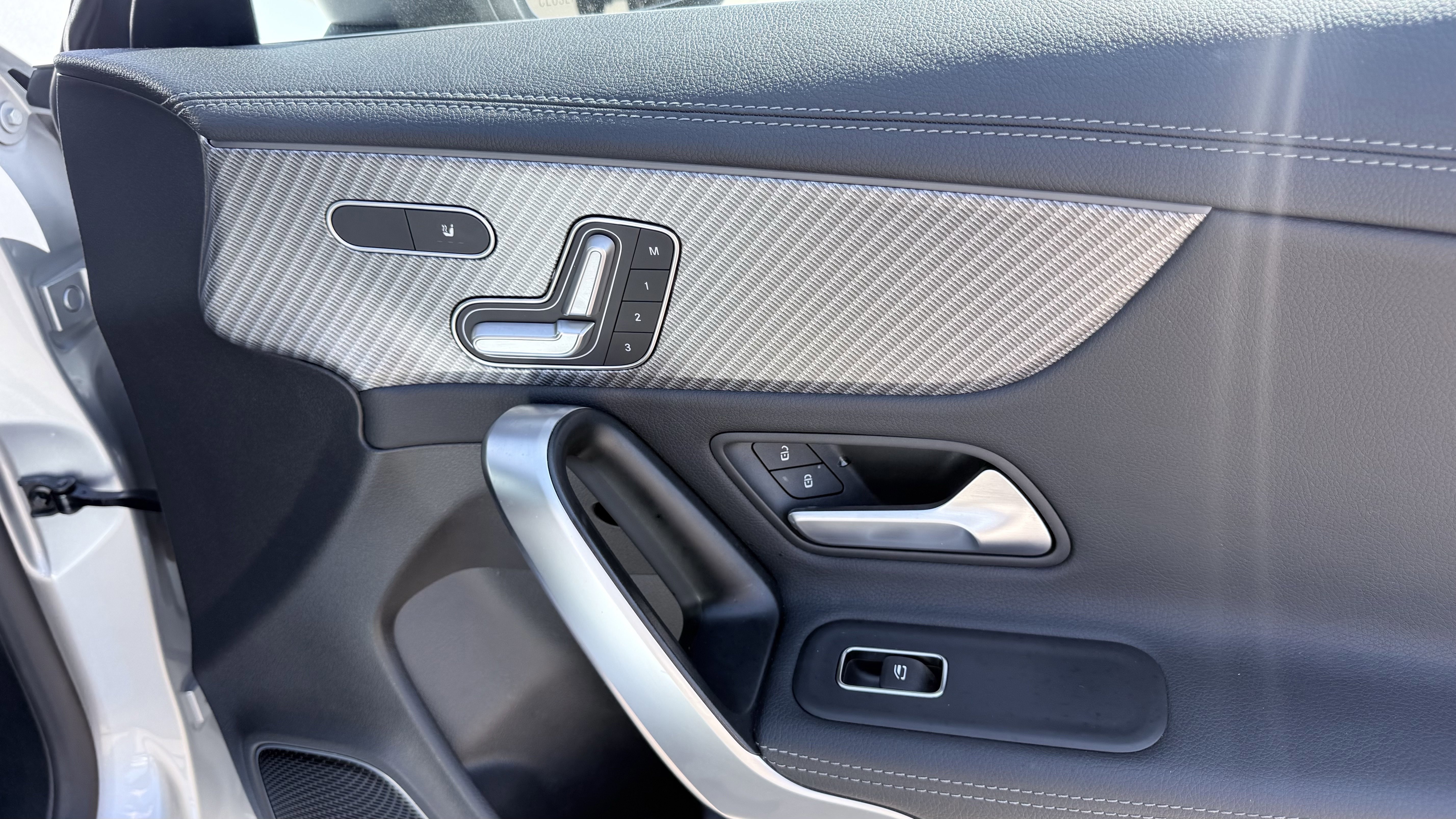 Used 2025 Mercedes-Benz CLA 250 image 51