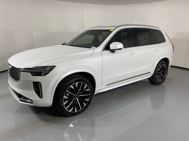 New 2026 Volvo XC90 B6 Plus w/ Protection Package Premier AWD/4WD image 4