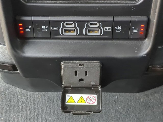 Used 2022 RAM 1500 Limited image 16